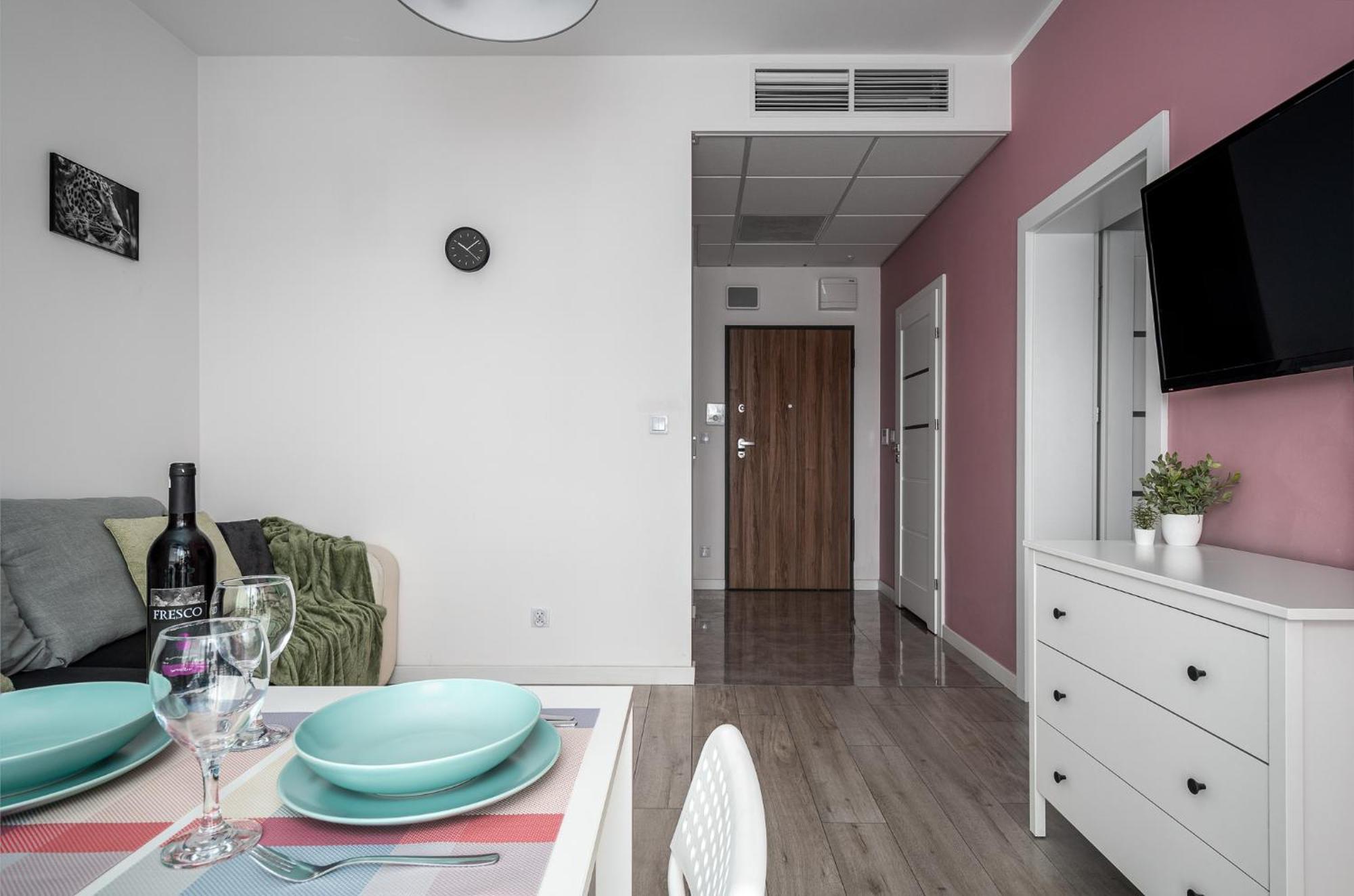 Apart D&K Free Parking Aleja Prymasa Tysiaclecia 83A Appartement Warschau Buitenkant foto